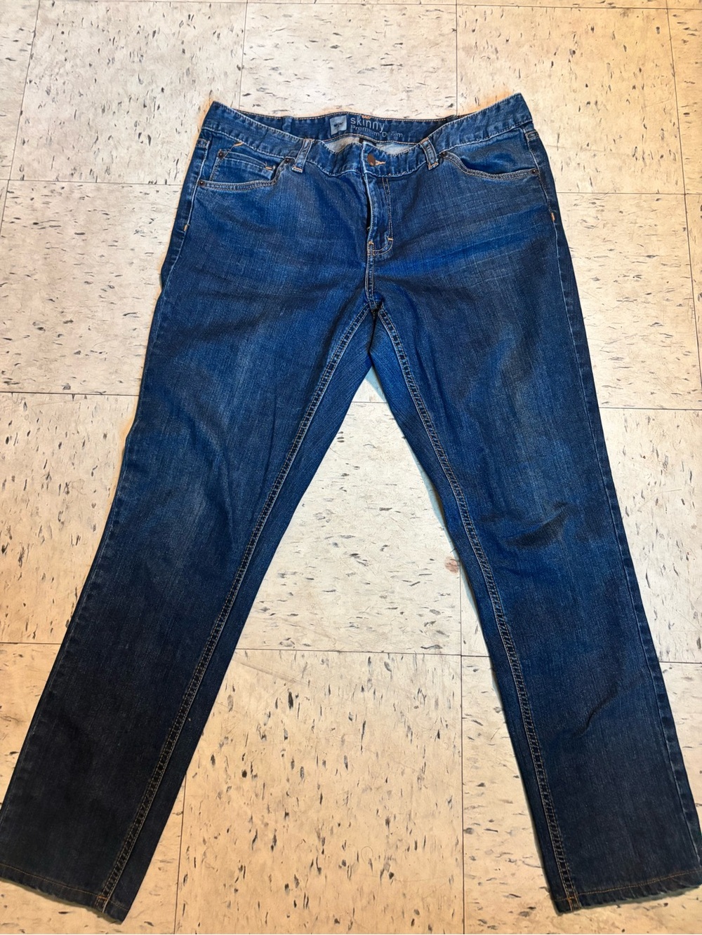 Mossimo Supply Co. Women’s Straight Leg Jeans - Dark Blue Denim
